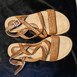 BOC Brown braided leather sandals Size 8